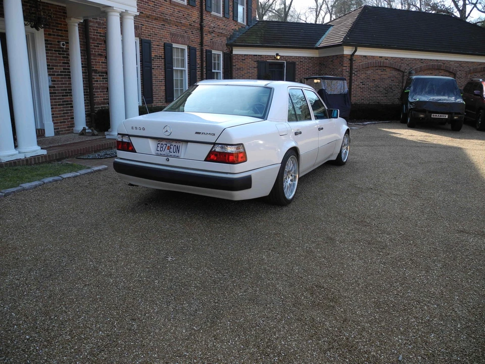 1993 Mercedes-Benz W124 E-Class - Image 13 of 31