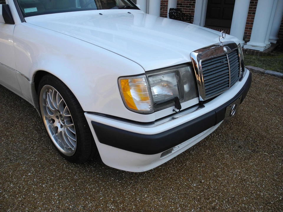 1993 Mercedes-Benz W124 E-Class - Image 19 of 31