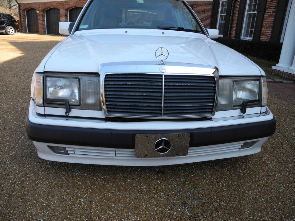 1993 Mercedes-Benz W124 E-Class - Image 18 of 31