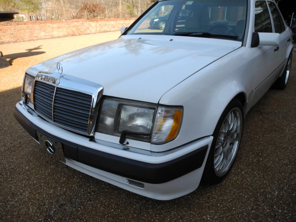 1993 Mercedes-Benz W124 E-Class - Image 20 of 31