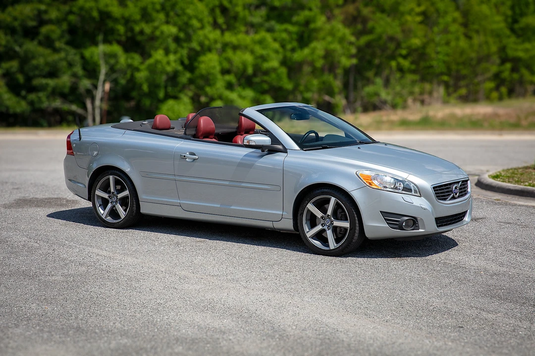 2012 Volvo C70 2nd Gen - Image 23 of 31