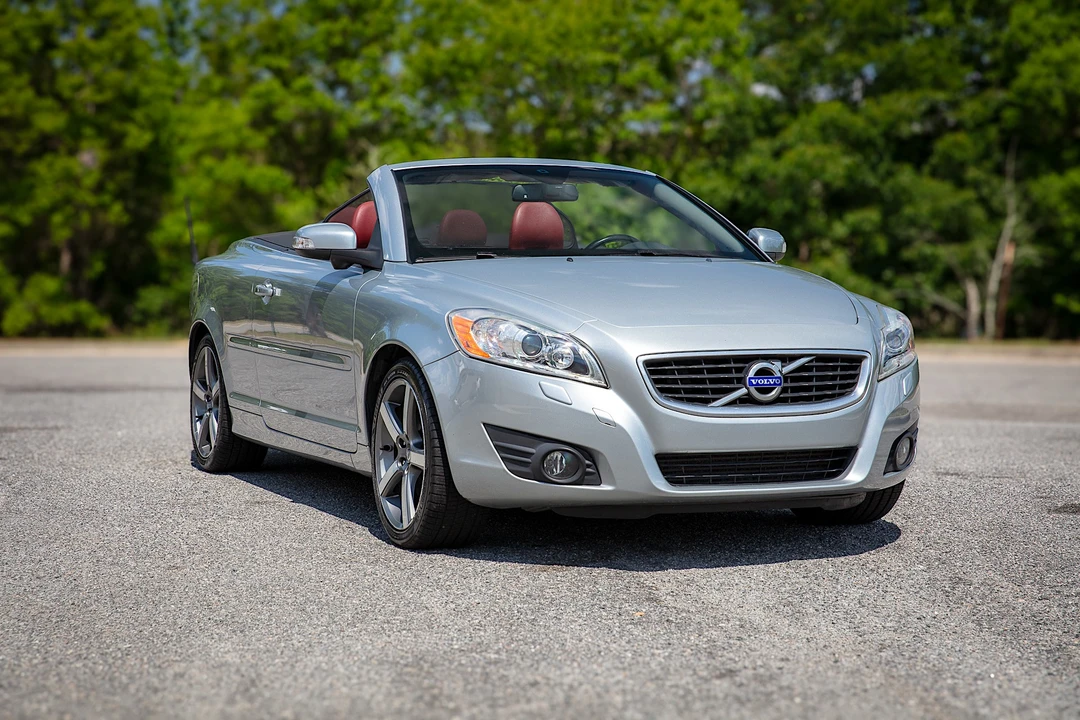 2012 Volvo C70 2nd Gen - Image 25 of 31