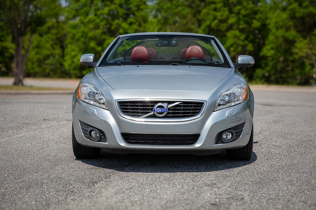 2012 Volvo C70 2nd Gen - Image 24 of 31