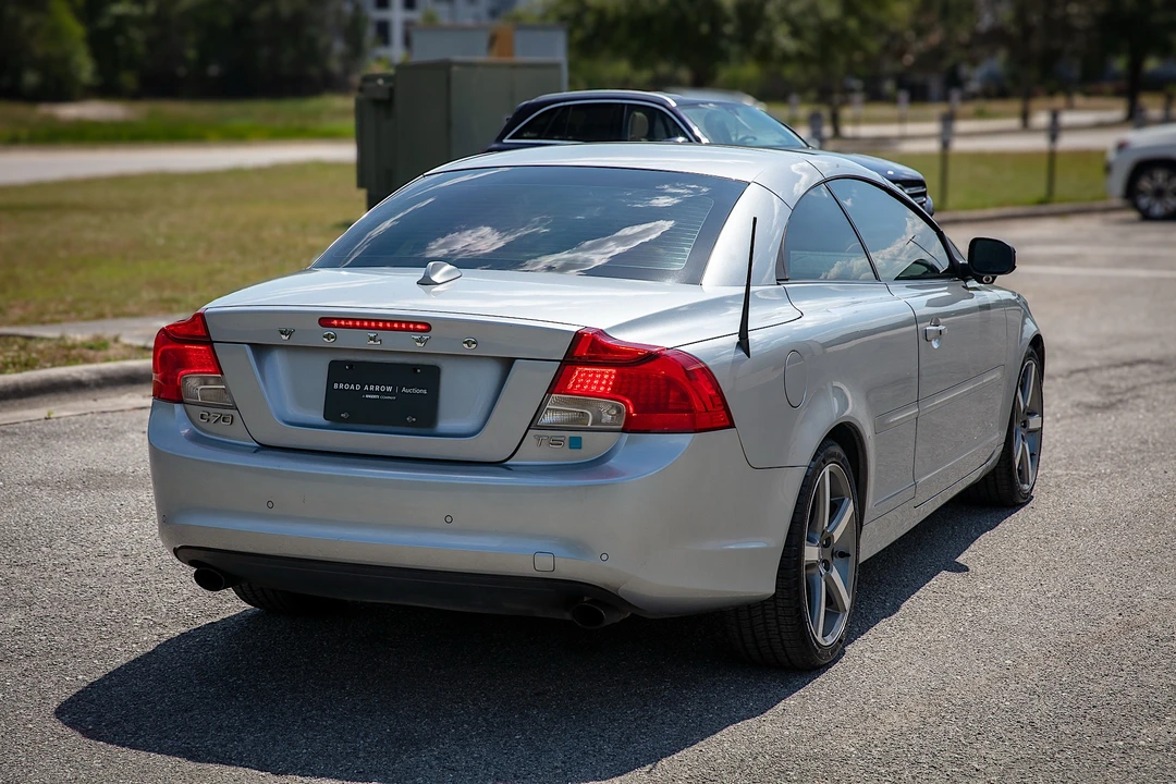 2012 Volvo C70 2nd Gen - Image 18 of 31