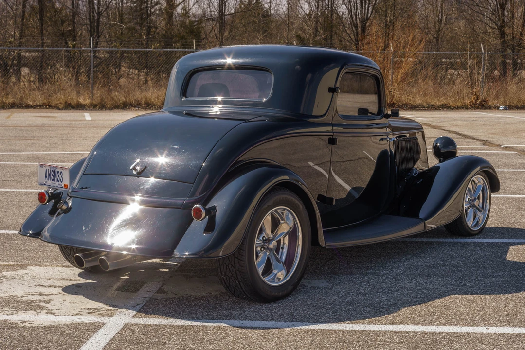 1933 Ford Model 18 & 40 - Image 10 of 31