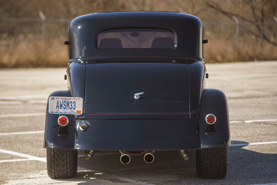 1933 Ford Model 18 & 40 - Image 12 of 31