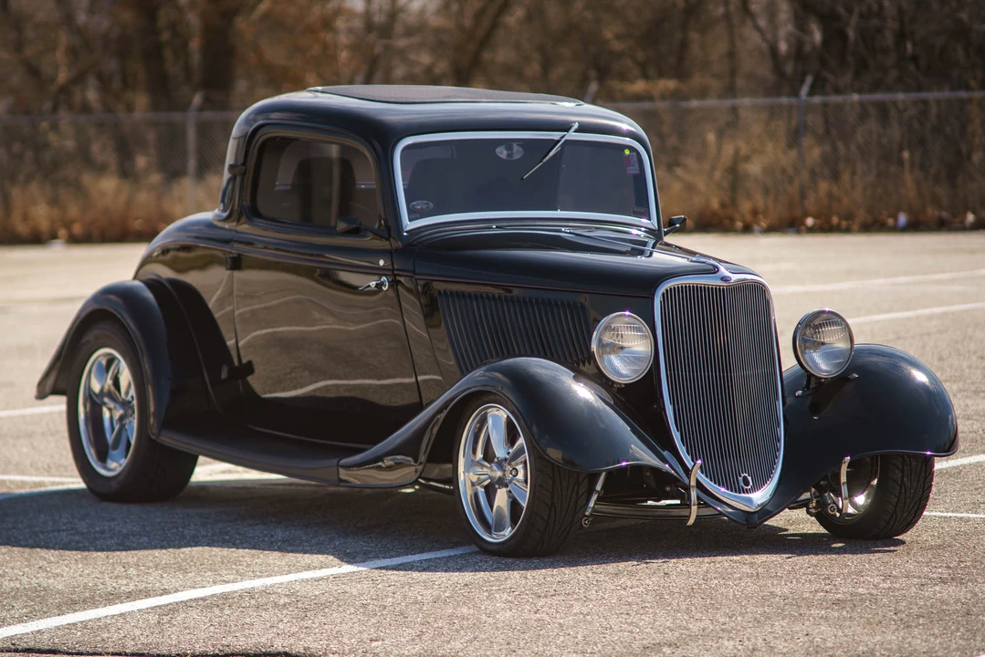 1933 Ford Model 18 & 40 - Image 4 of 31