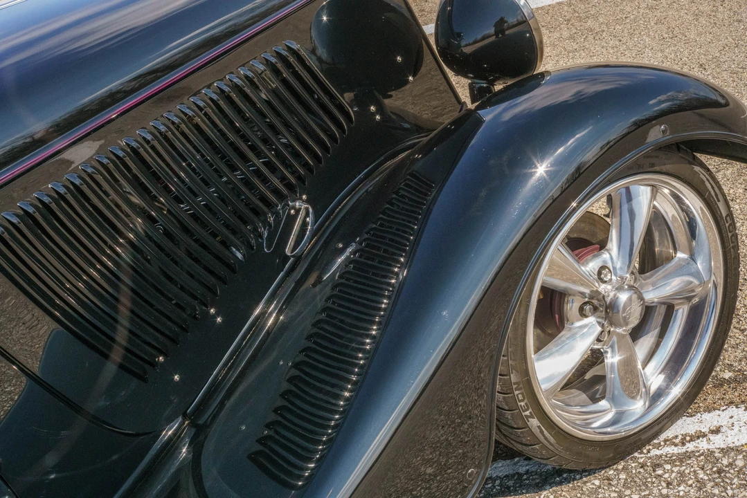 1933 Ford Model 18 & 40 - Image 30 of 31