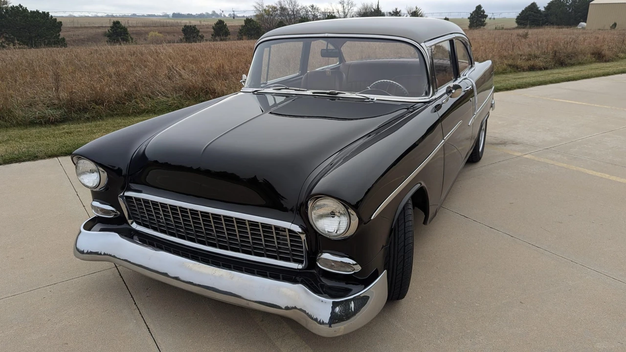 1955 Chevrolet 150 & 210 - Image 2 of 31