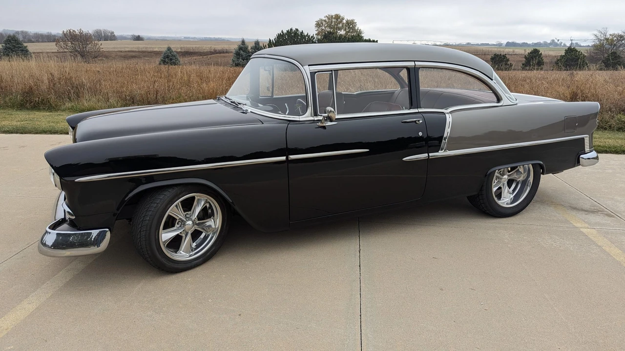 1955 Chevrolet 150 & 210 - Image 4 of 31