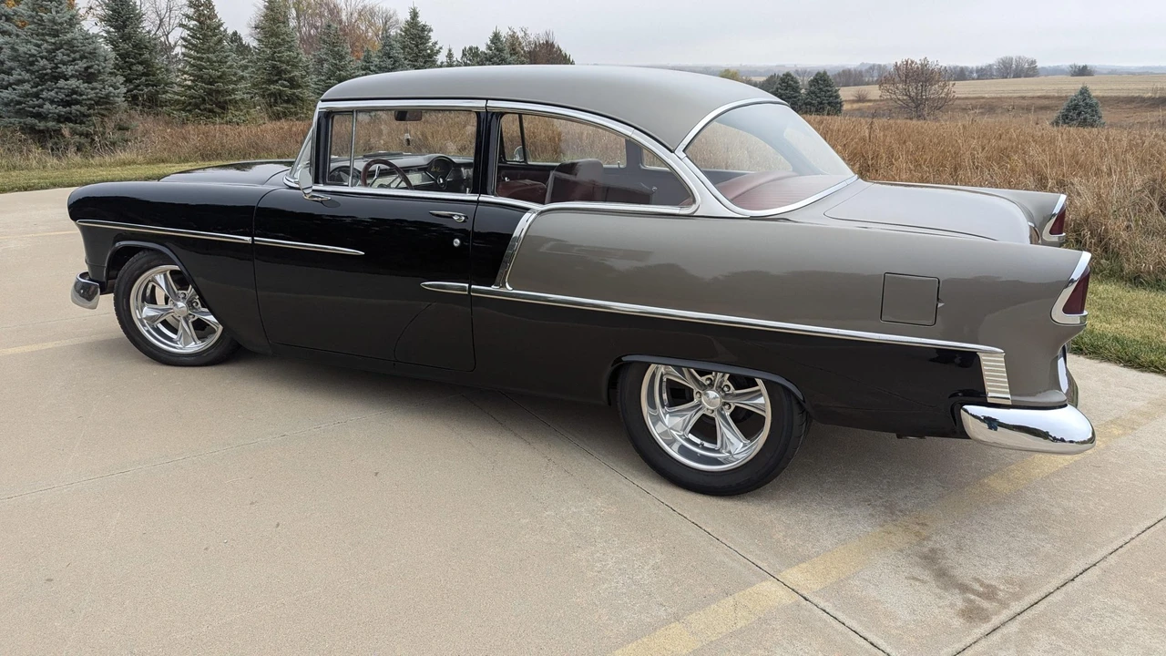 1955 Chevrolet 150 & 210 - Image 7 of 31