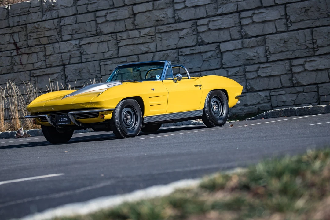1963 Chevrolet Corvette C2 - Image 2 of 31