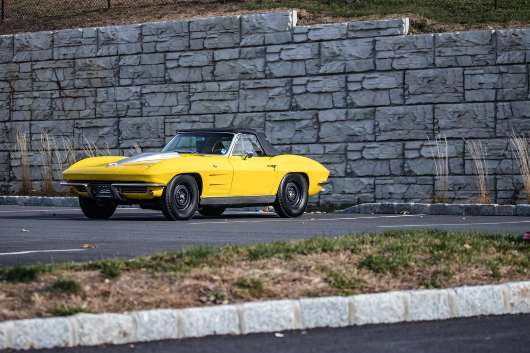 1963 Chevrolet Corvette C2 - Image 12 of 31