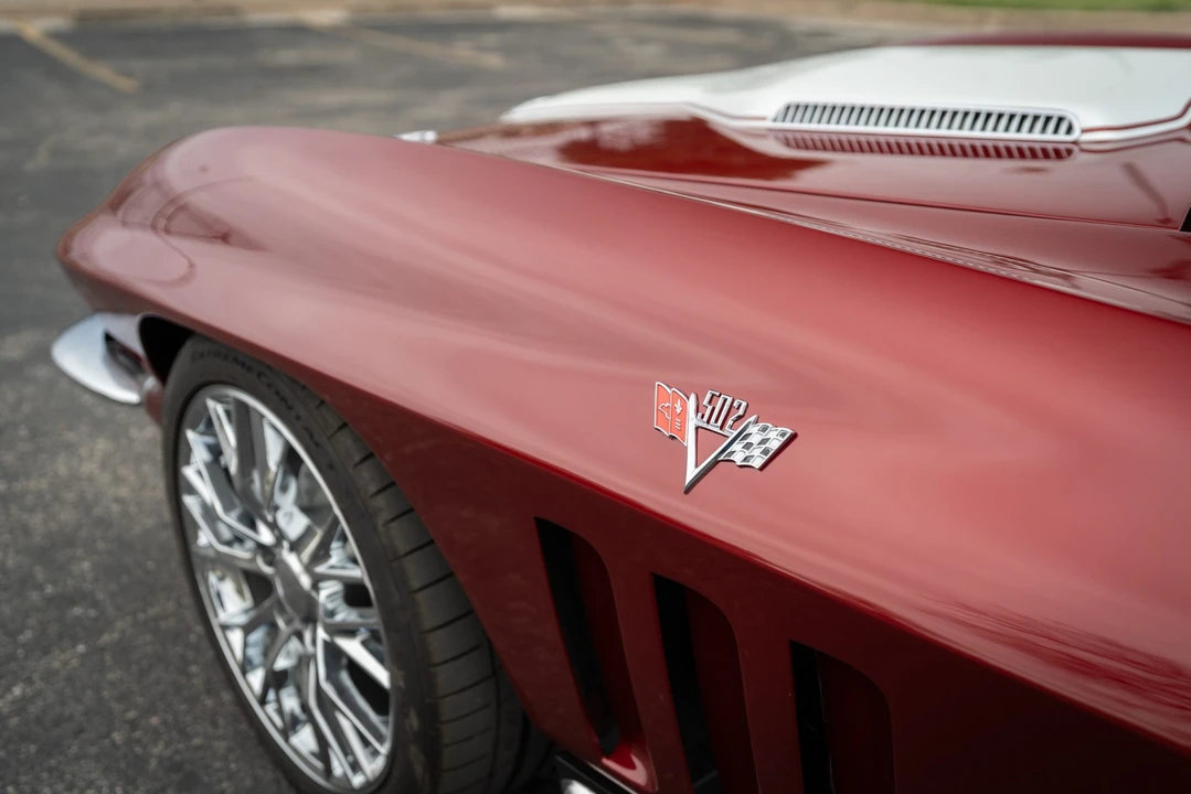 1965 Chevrolet Corvette C2 - Image 30 of 31