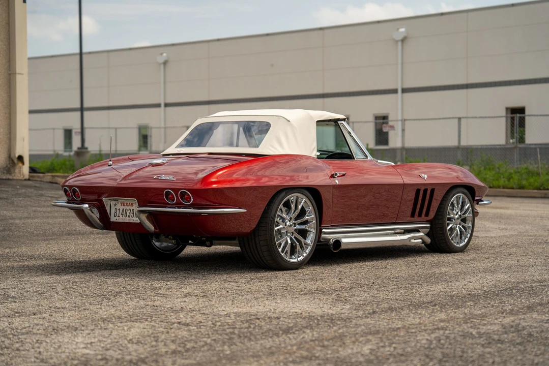 1965 Chevrolet Corvette C2 - Image 6 of 31