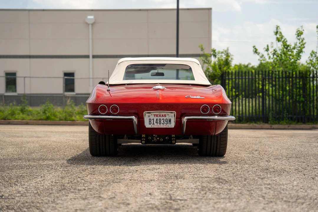 1965 Chevrolet Corvette C2 - Image 7 of 31