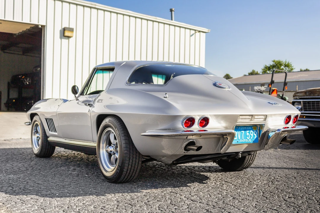 1966 Chevrolet Corvette C2 - Image 4 of 31