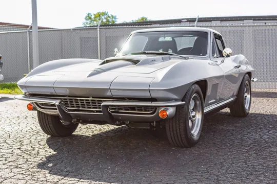 1966 Chevrolet Corvette C2 - Image 2 of 31