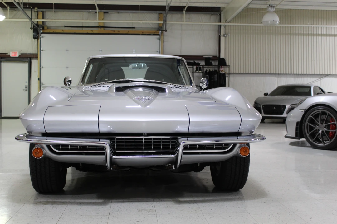 1966 Chevrolet Corvette C2 - Image 17 of 31