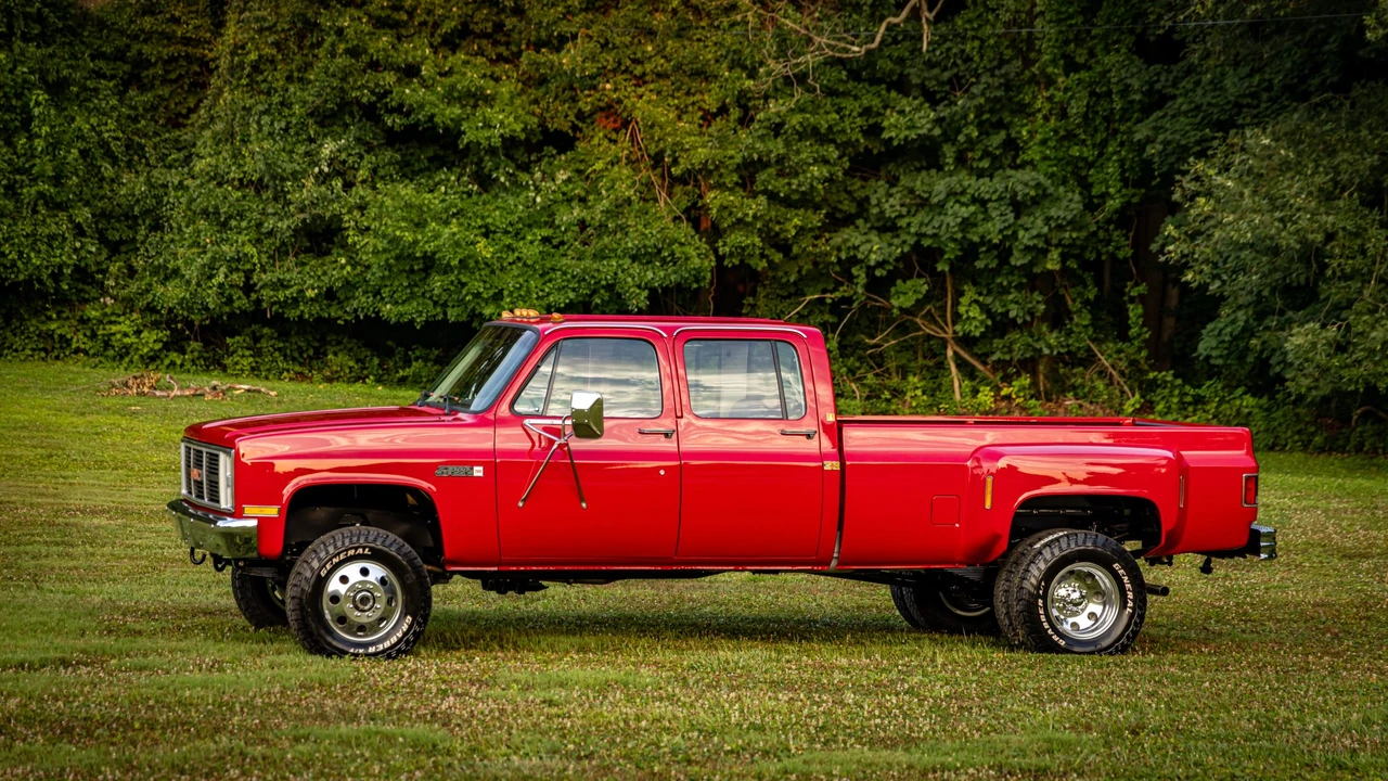1985 GMC C/K 3rd Gen - Image 14 of 31