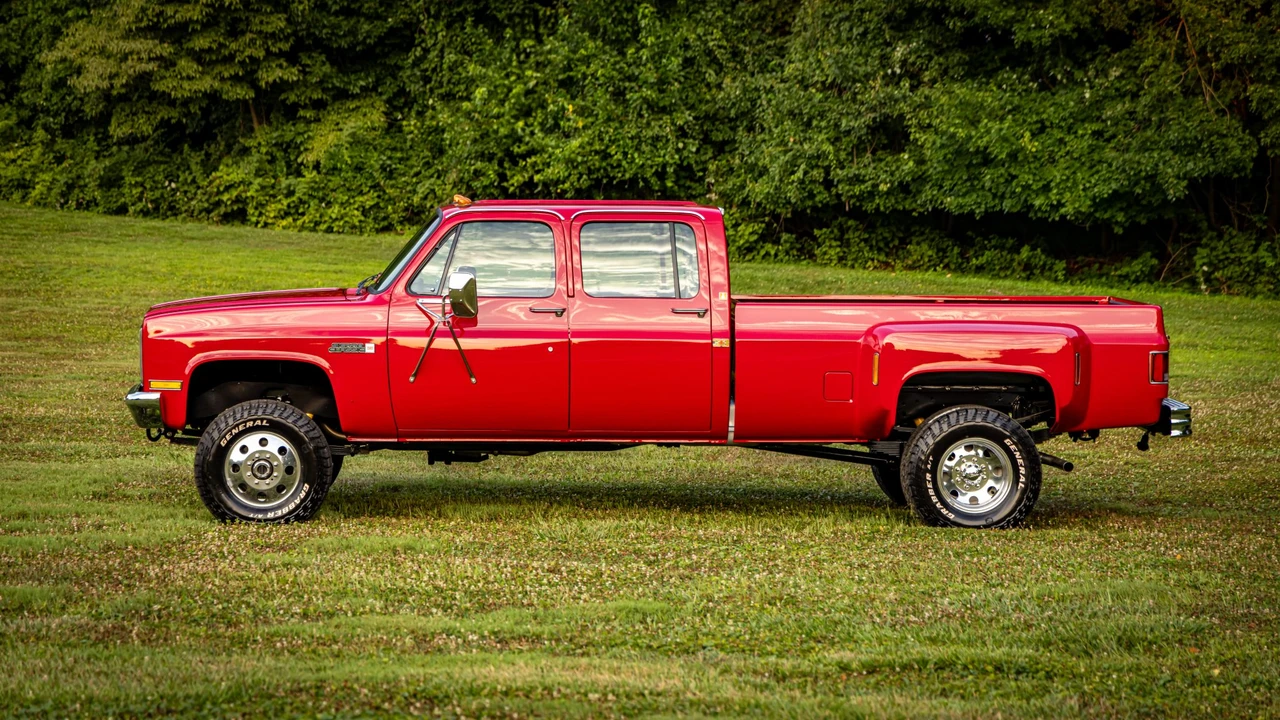 1985 GMC C/K 3rd Gen - Image 15 of 31