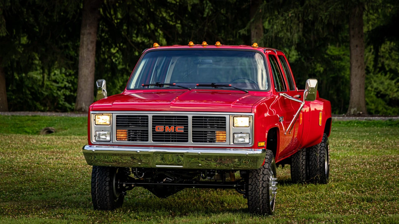 1985 GMC C/K 3rd Gen - Image 2 of 31