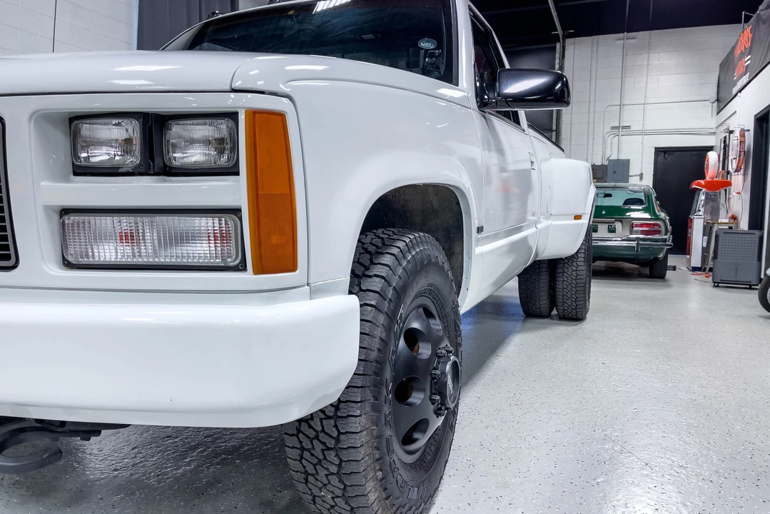 1989 GMC Sierra 1st Gen - Image 30 of 31