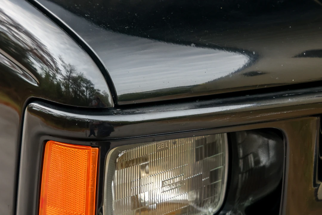1995 Chevrolet Suburban 8th Gen - Image 20 of 31