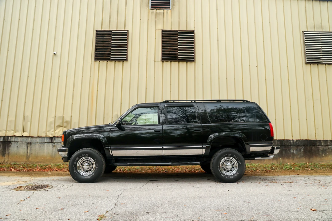 1995 Chevrolet Suburban 8th Gen - Image 13 of 31