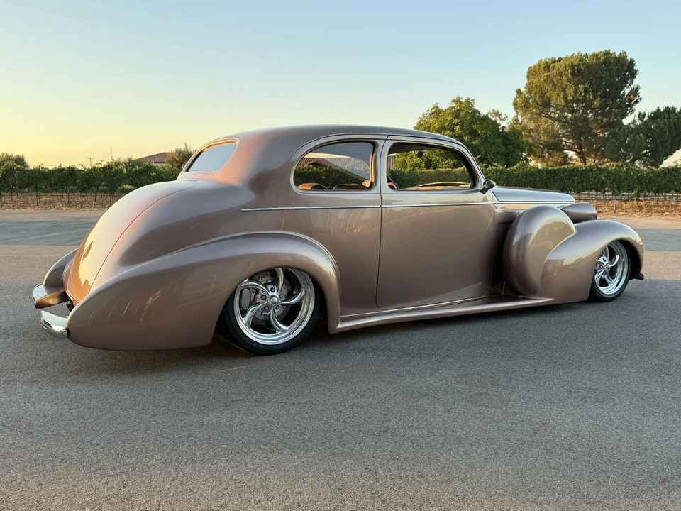 1937 Oldsmobile - Image 15 of 31