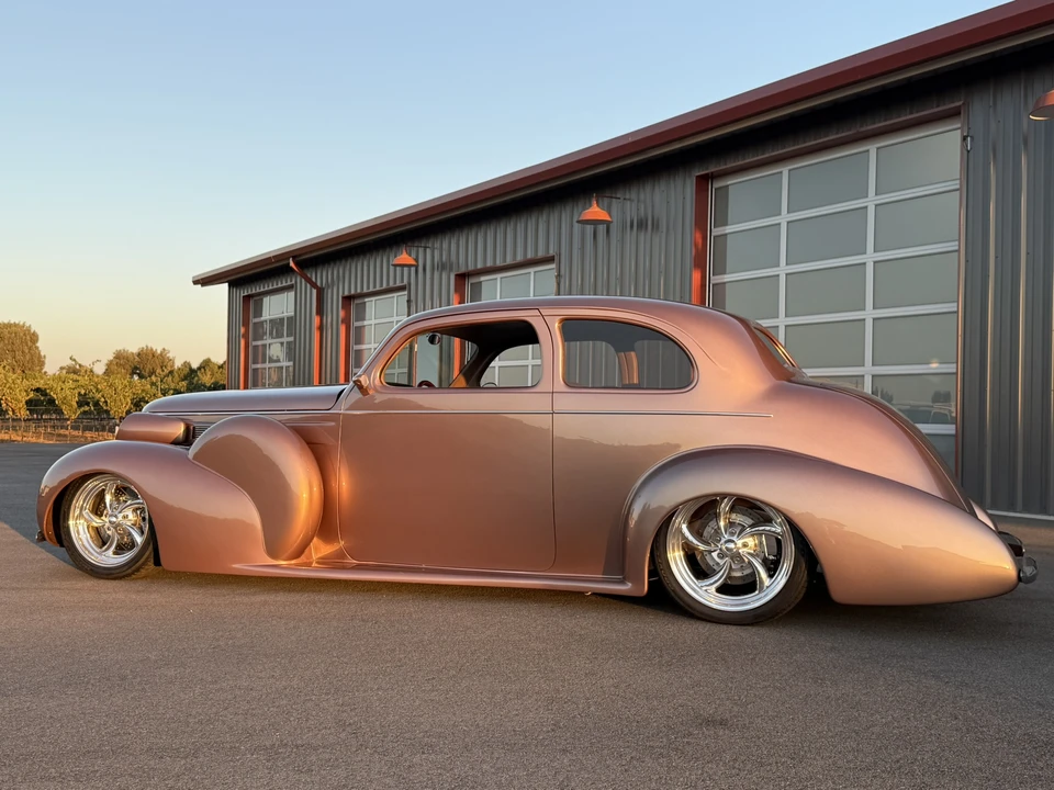 1937 Oldsmobile - Image 4 of 31