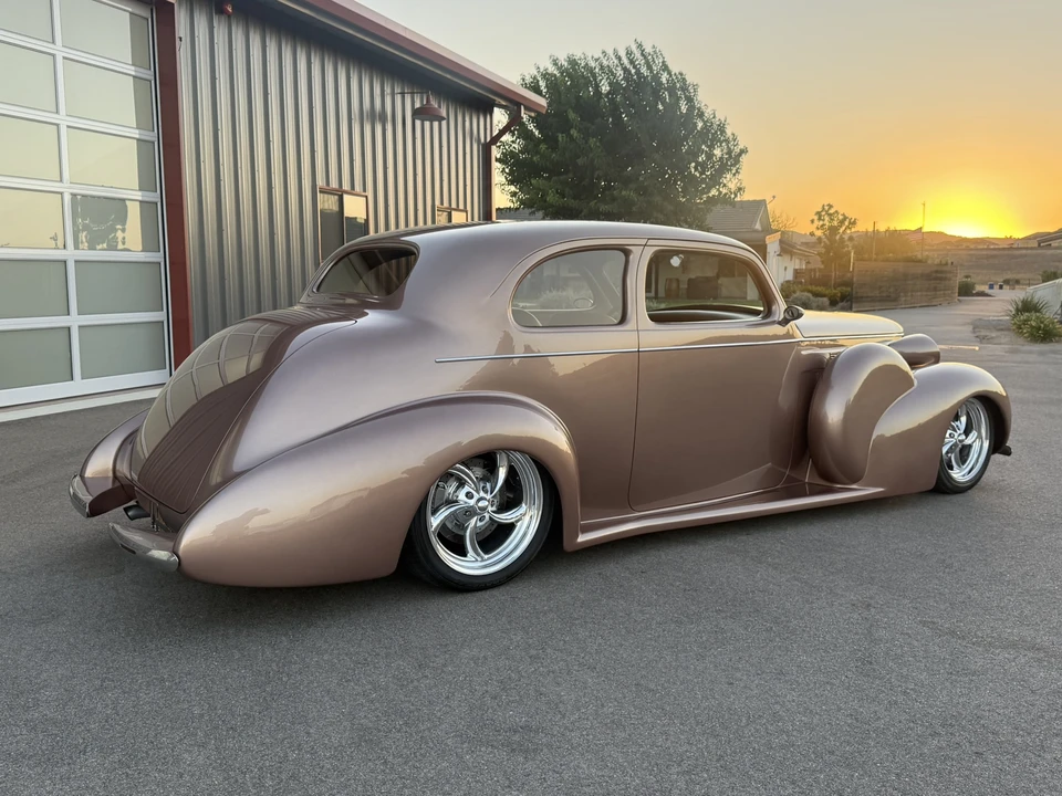 1937 Oldsmobile - Image 14 of 31