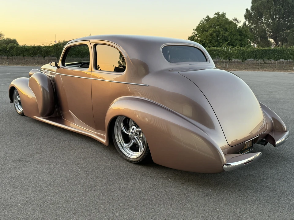 1937 Oldsmobile - Image 6 of 31