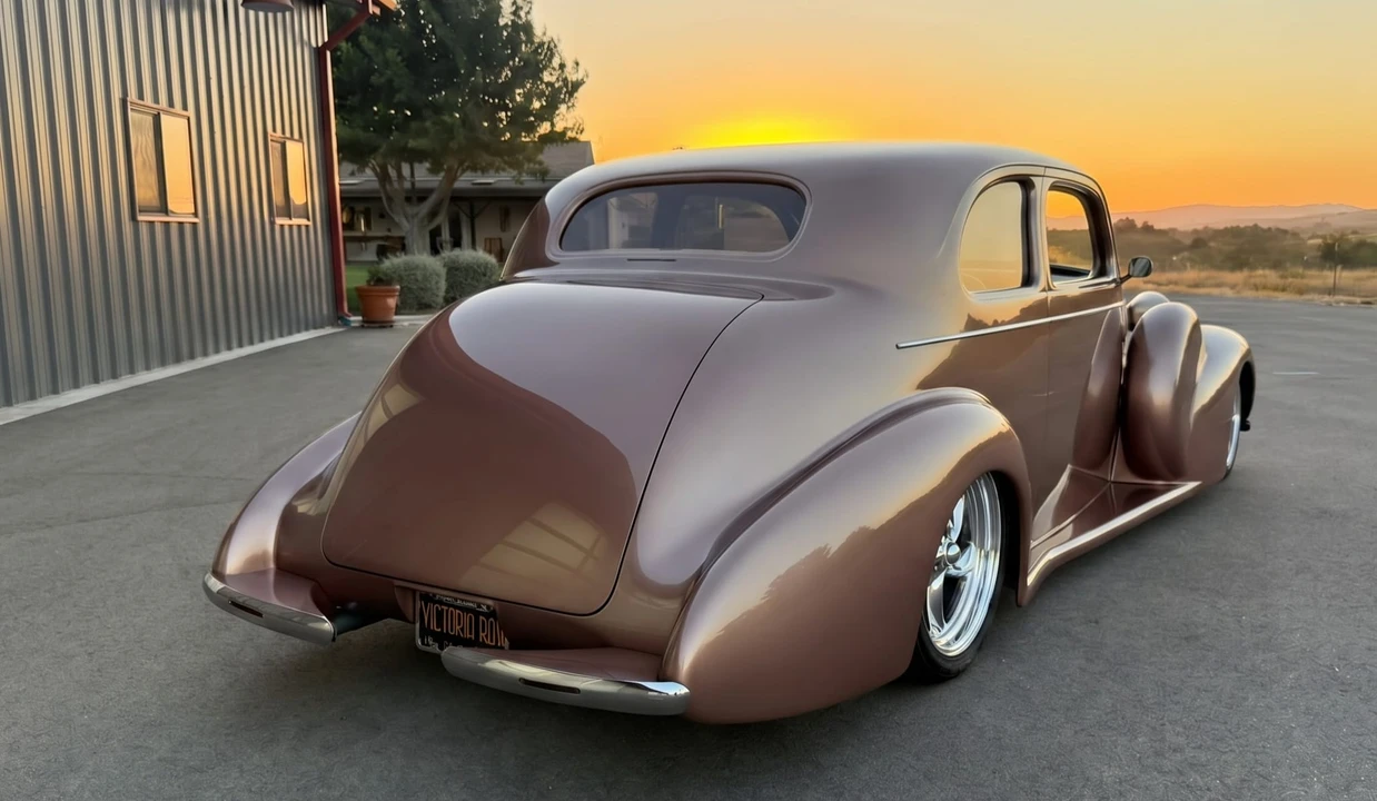1937 Oldsmobile - Image 11 of 31