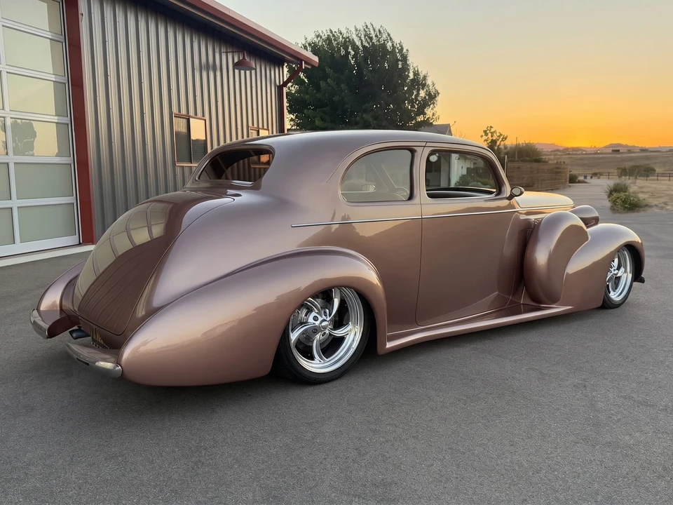 1937 Oldsmobile - Image 13 of 31