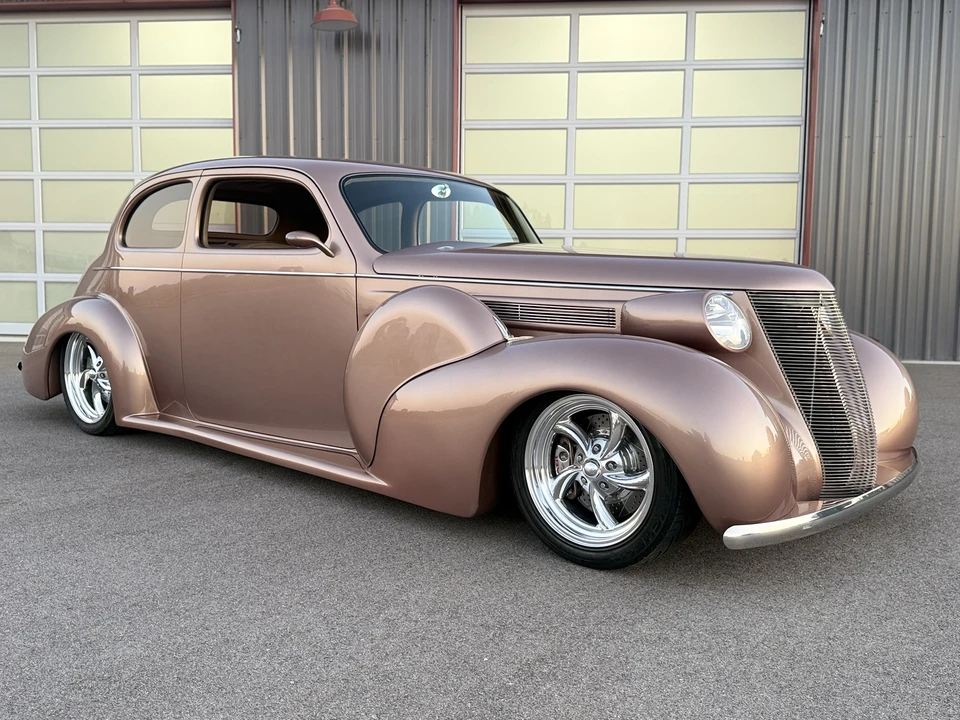 1937 Oldsmobile - Image 20 of 31