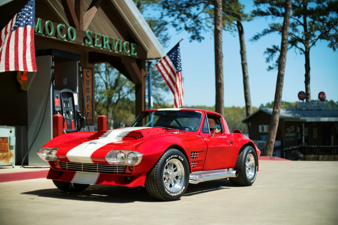 Chevrolet Corvette C2 - Image 3 of 31