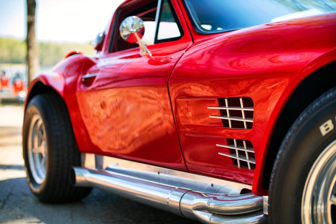 Chevrolet Corvette C2 - Image 27 of 31