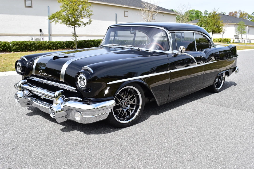 1956 Pontiac Chieftain - Image 7 of 31