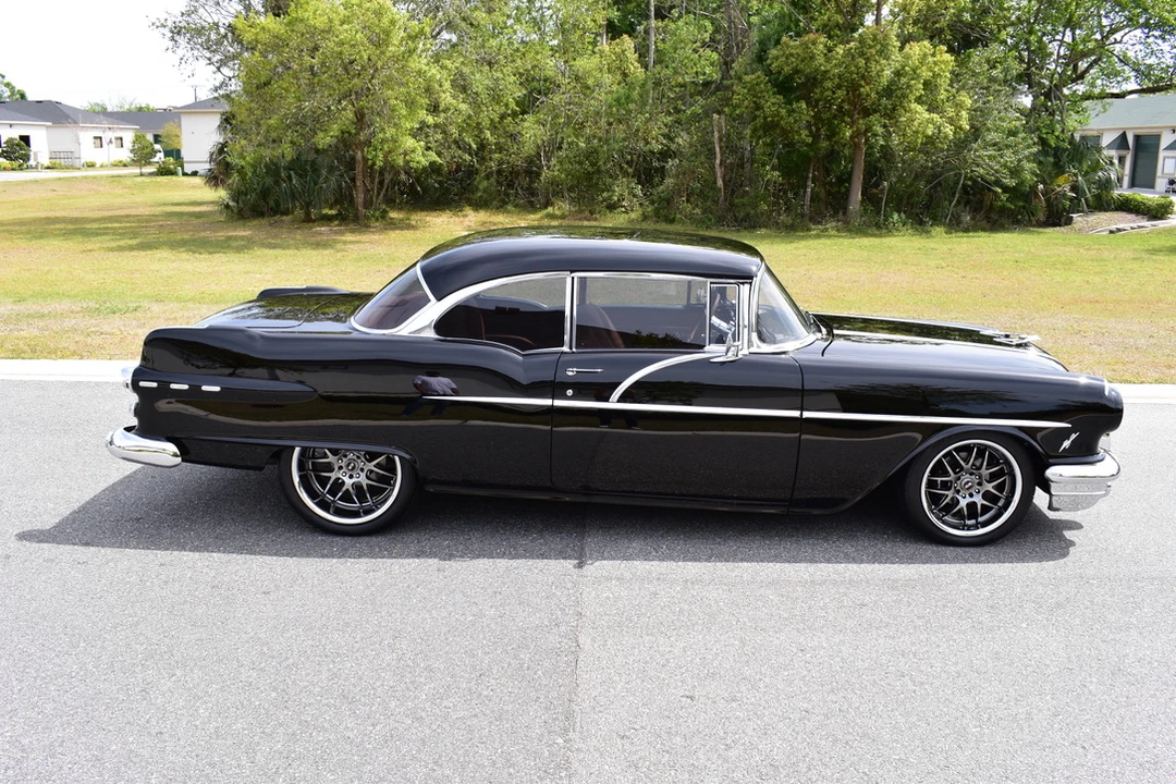 1956 Pontiac Chieftain - Image 20 of 31