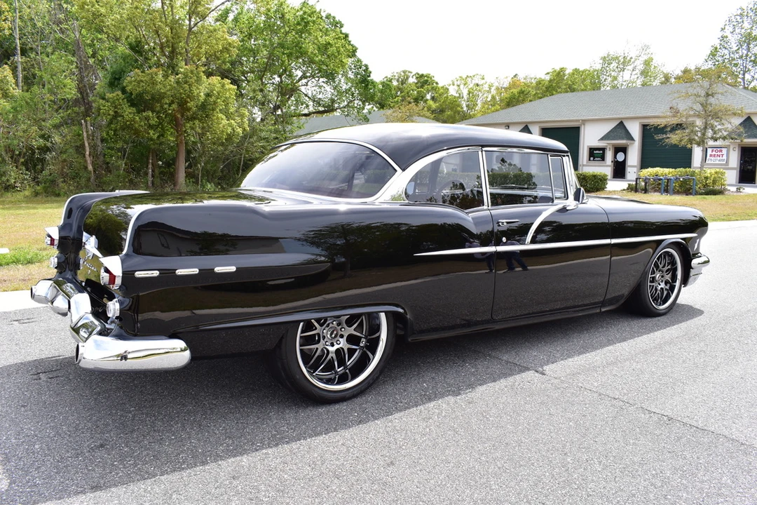 1956 Pontiac Chieftain - Image 22 of 31