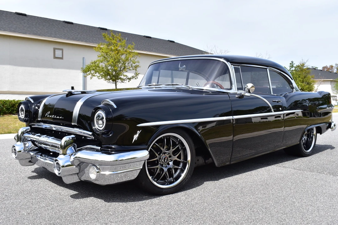 1956 Pontiac Chieftain - Image 5 of 31