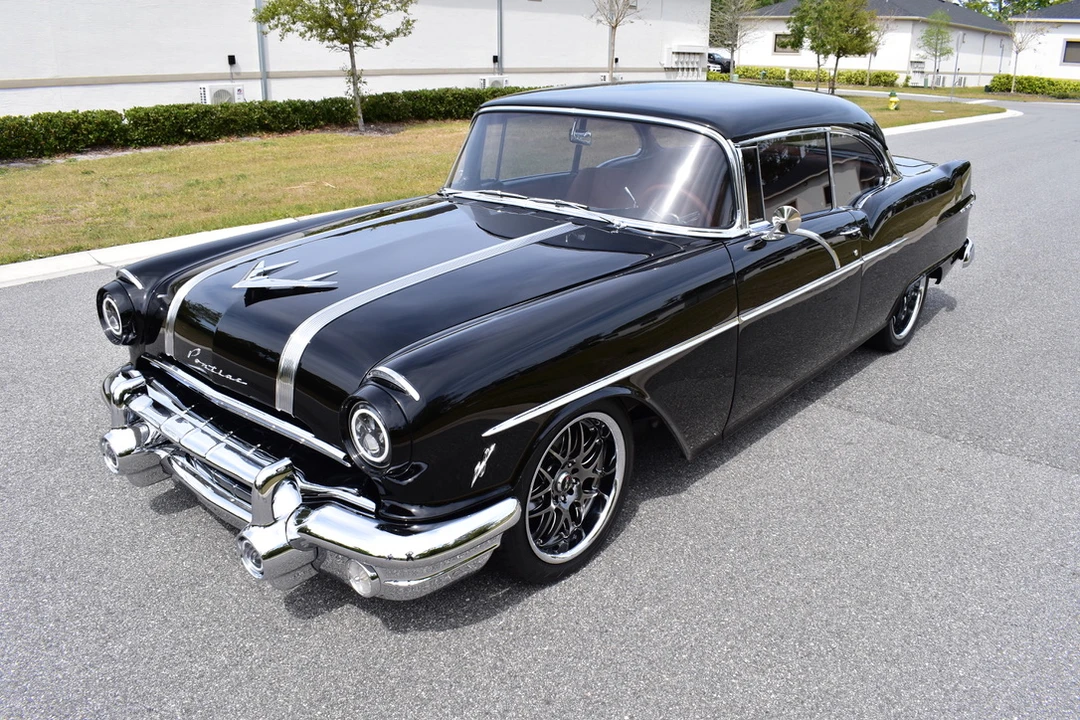 1956 Pontiac Chieftain - Image 3 of 31