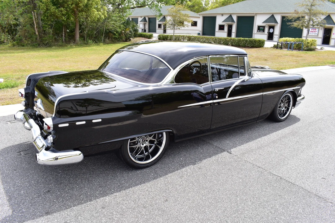 1956 Pontiac Chieftain - Image 25 of 31