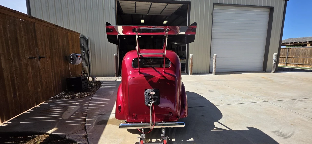 Ford Hot Rod - Image 9 of 31