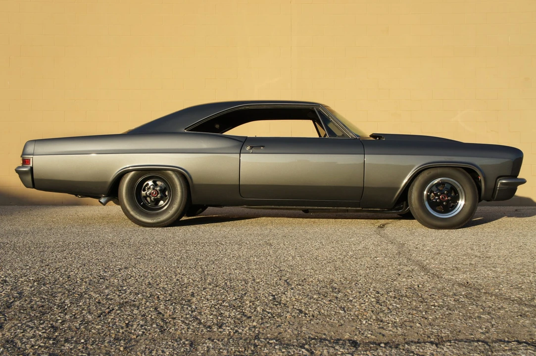 1966 Chevrolet Impala 4th Gen - Image 26 of 31