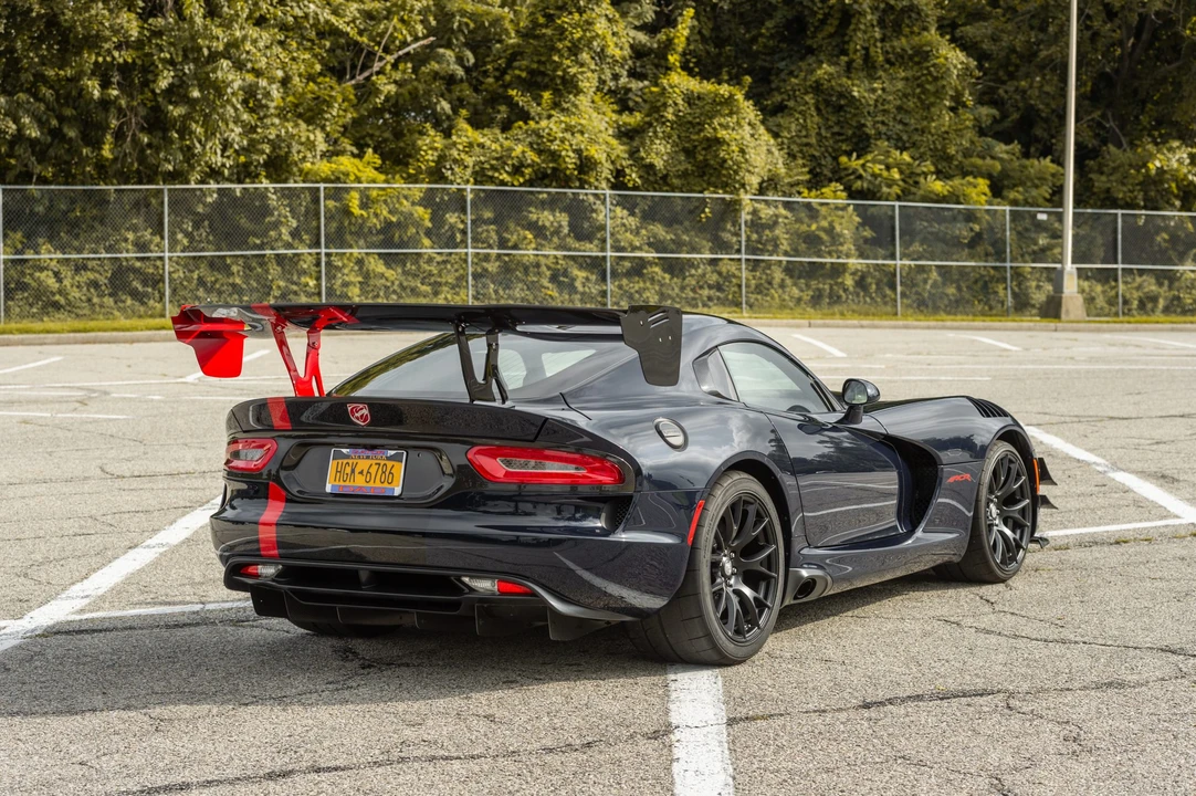 2016 Dodge Viper ACR 5th Gen - Image 9 of 31