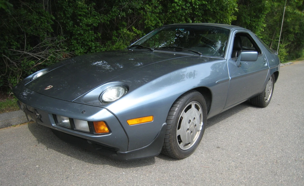 1983 Porsche 928 S - Image 2 of 31