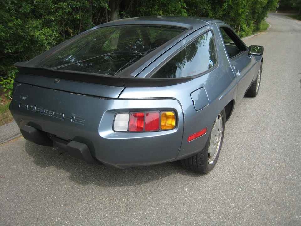 1983 Porsche 928 S - Image 7 of 31