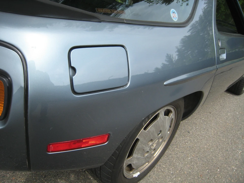 1983 Porsche 928 S - Image 15 of 31